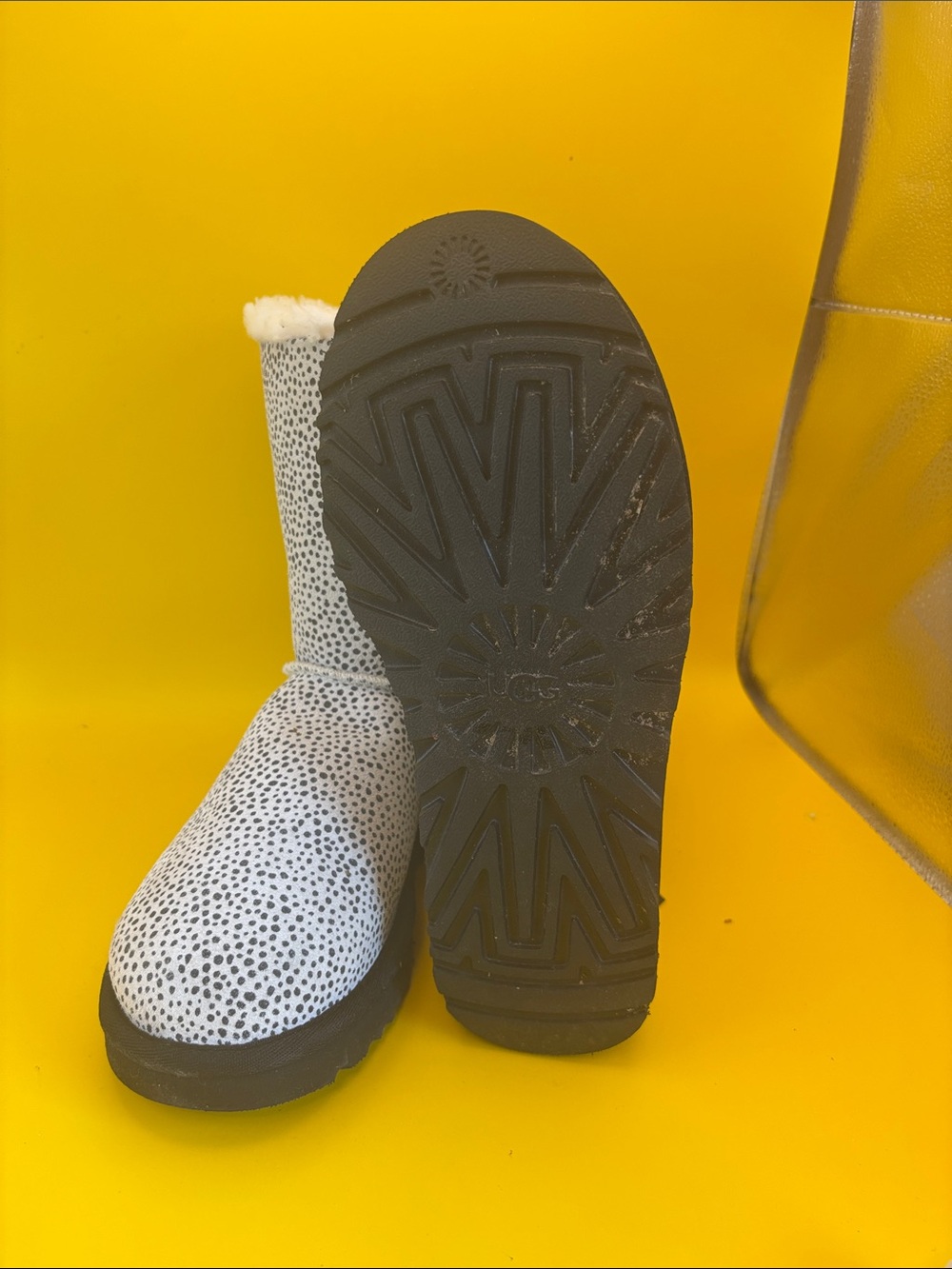 UGG White Faux Fur Lined Speckled Winter Boots - Picture 6 of 7